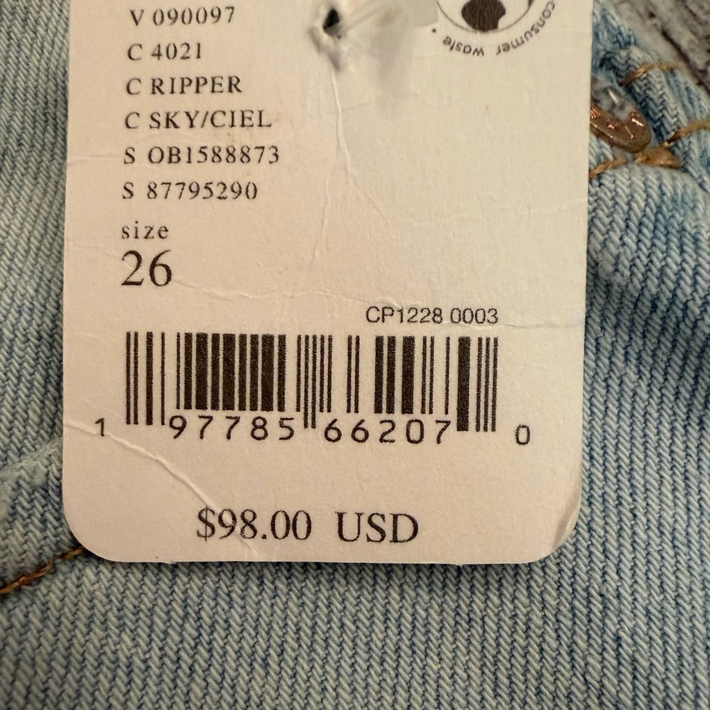 Free People Light Wash Baggy Distressed Jeans - Picture 8 of 9